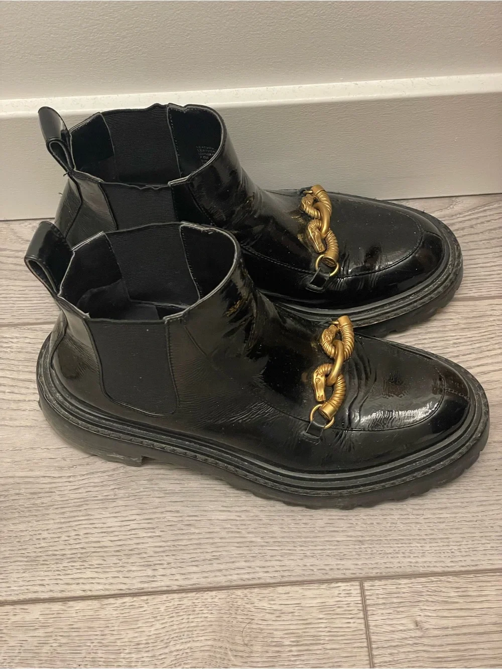 Tory Burch Jessa Patent Leather Chelsea Boots Women’s US 7.5M